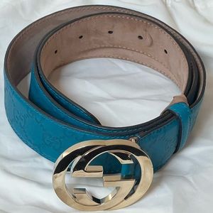 Authentic Teal Gucci interlocking Gg belt. Size 42 in Mint Condition